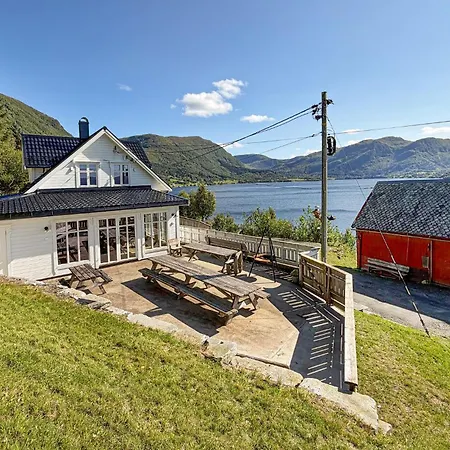 Gorgeous In Fiskabygd With House A Panoramic View